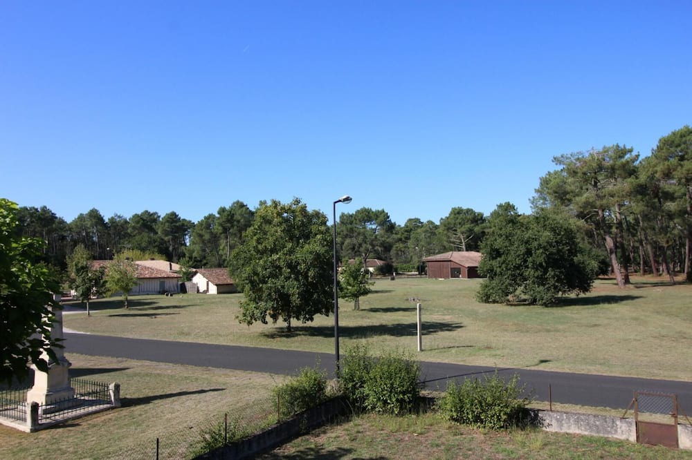 Photo of Outdoor in Bourideys