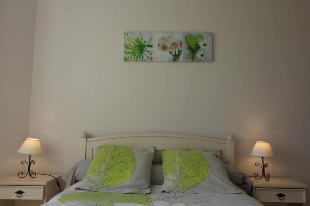 Photo of Bedroom in Bourideys