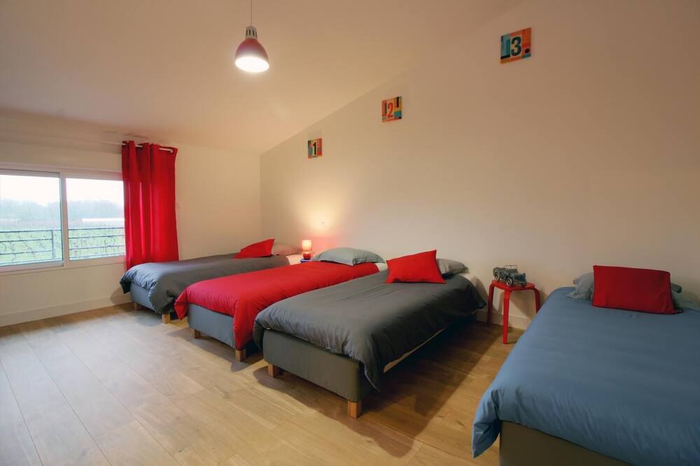 Photo of Bedroom in Lussac