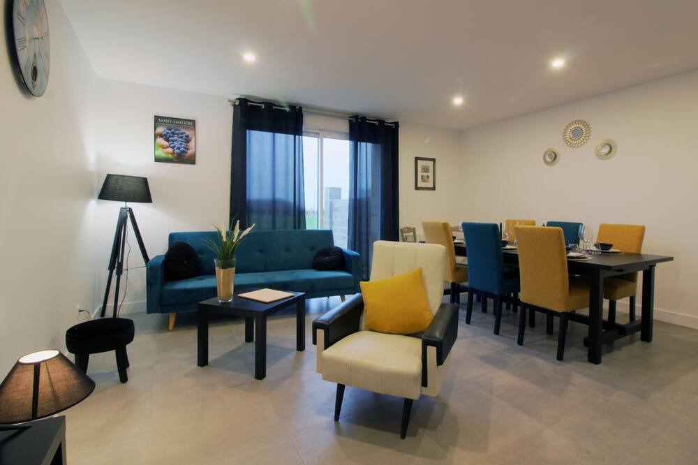 Photo of Livingroom in Lussac
