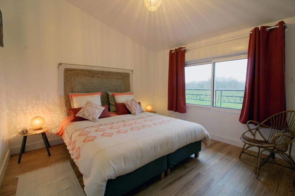 Photo of Bedroom in Lussac