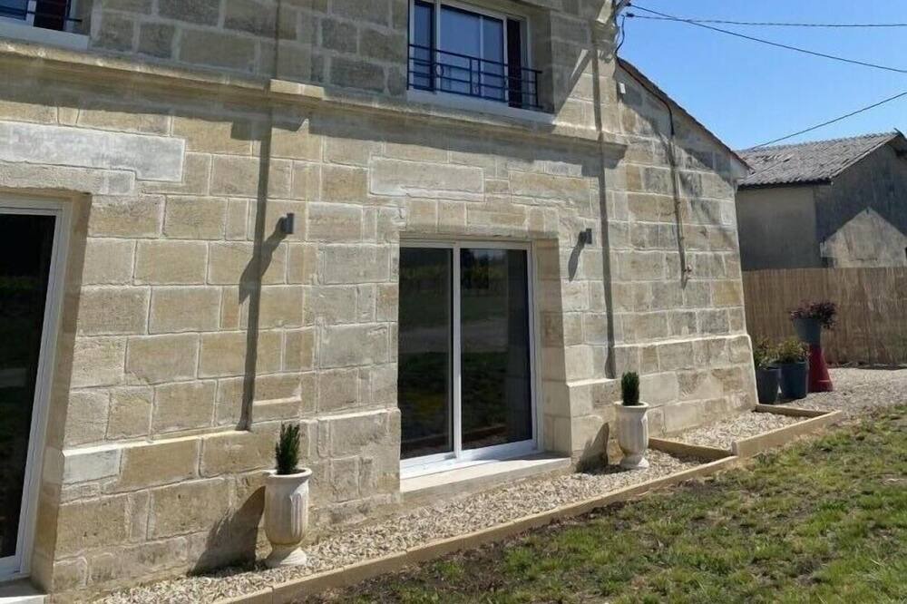 Photo of Outdoor in Lussac