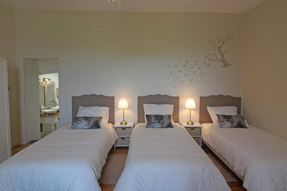 Photo of Bedroom in Morizes