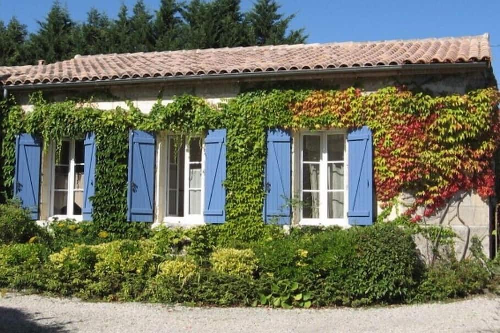 Photo of Outdoor in Civrac-de-Blaye