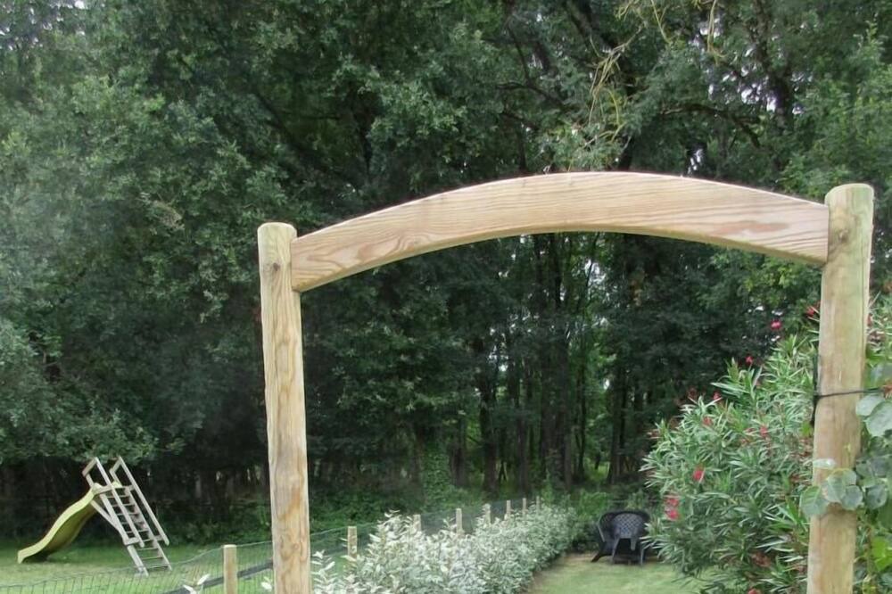 Photo of Outdoor in Jau-Dignac-et-Loirac