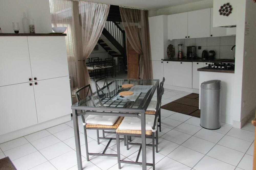 Photo of Kitchen in Jau-Dignac-et-Loirac