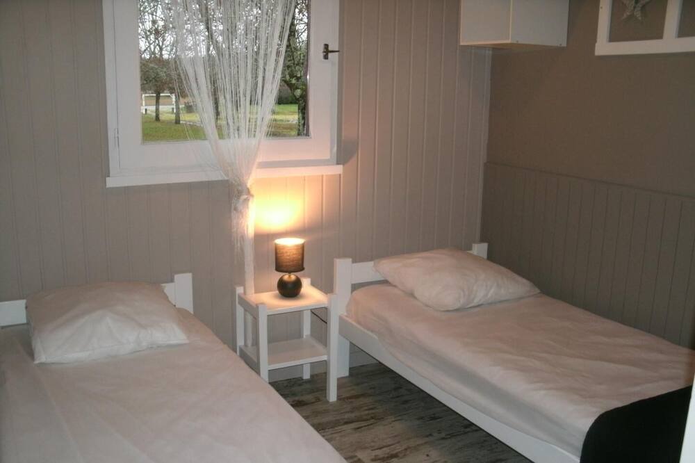 Photo of Bedroom in Saint-Pierre-d'Aurillac
