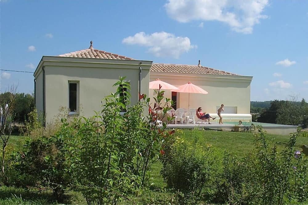 Photo of Outdoor in Saint-Pierre-de-Bat