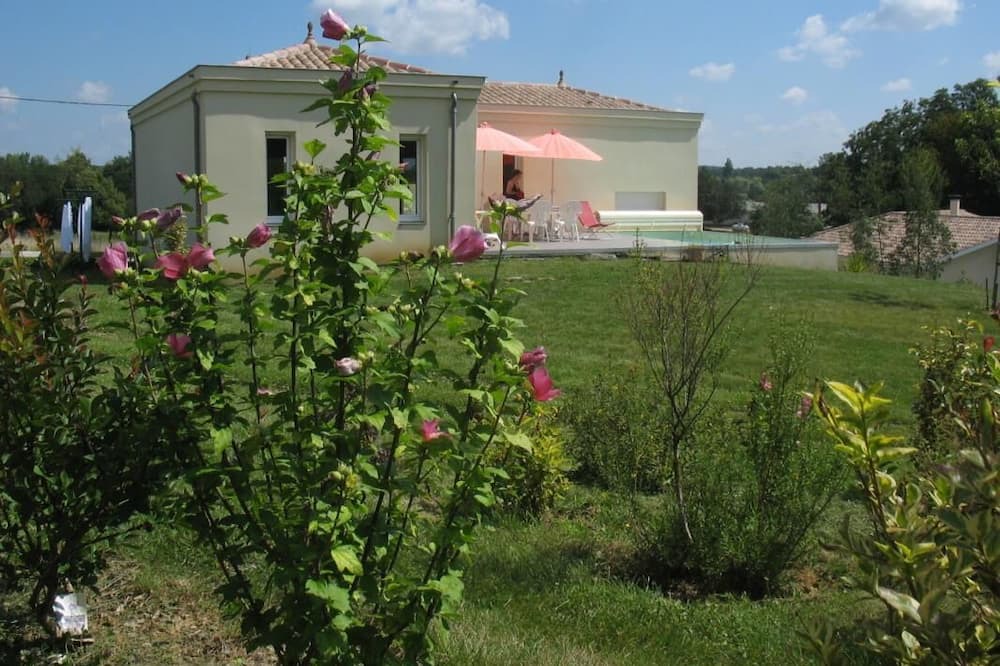 Photo of Outdoor in Saint-Pierre-de-Bat