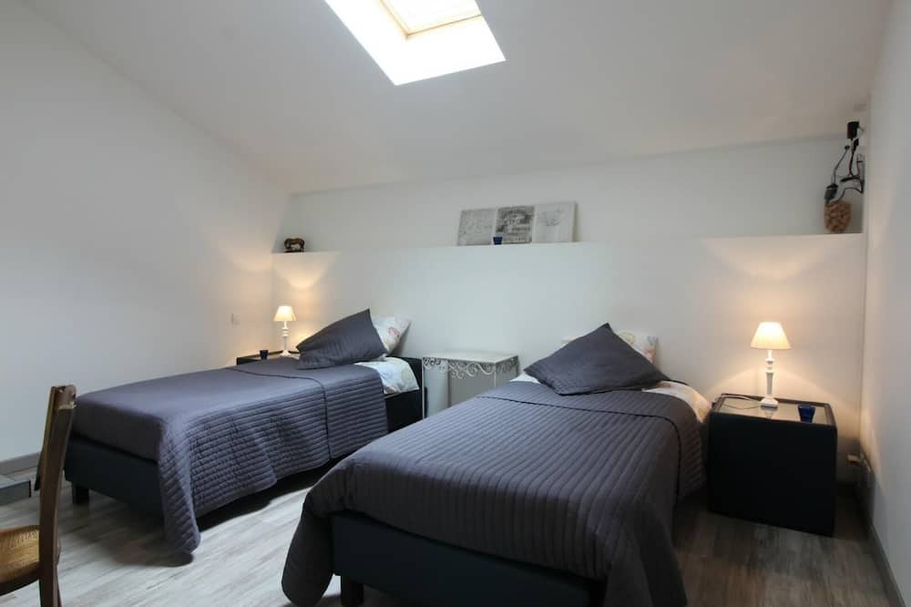 Photo of Bedroom in Saint-Caprais-de-Bordeaux