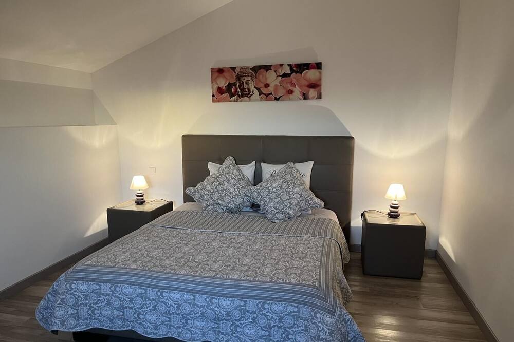 Photo of Bedroom in Saint-Caprais-de-Bordeaux