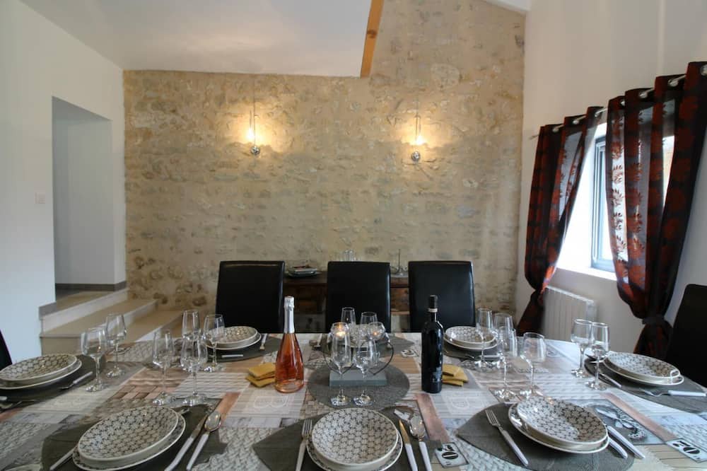 Photo of Others in Saint-Caprais-de-Bordeaux