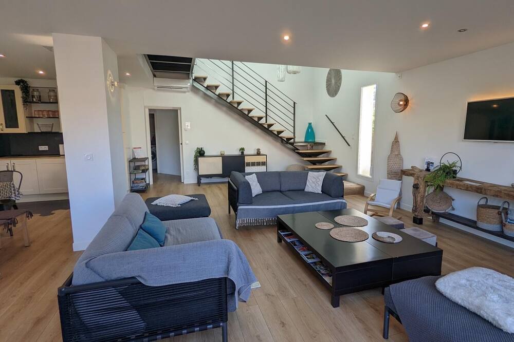 Photo of Livingroom in Le Taillan-Medoc