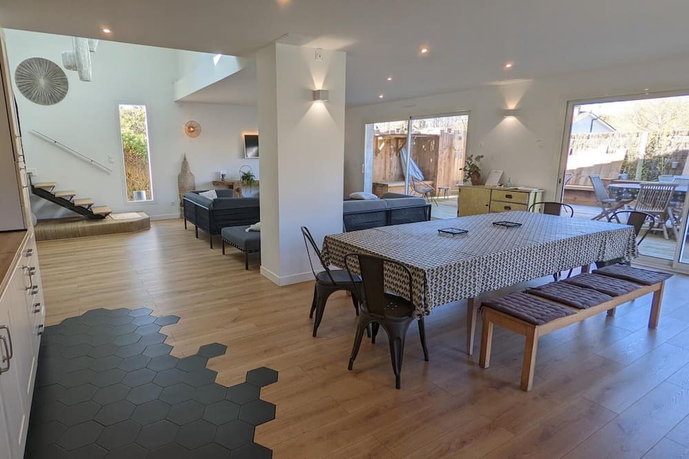 Photo of Others in Le Taillan-Medoc