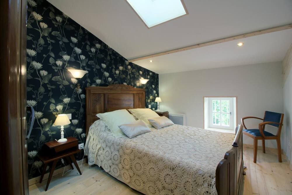Photo of Bedroom in Cartelegue
