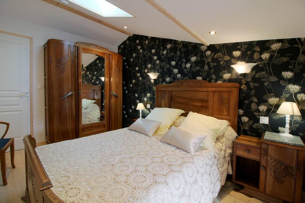 Photo of Bedroom in Cartelegue