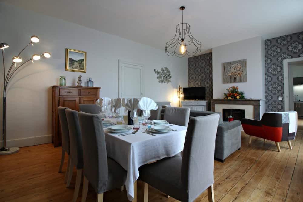 Photo of Others in Laroque