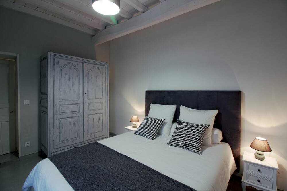 Photo of Bedroom in Laroque