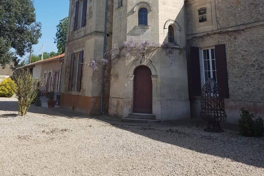 Photo of Others in Laroque