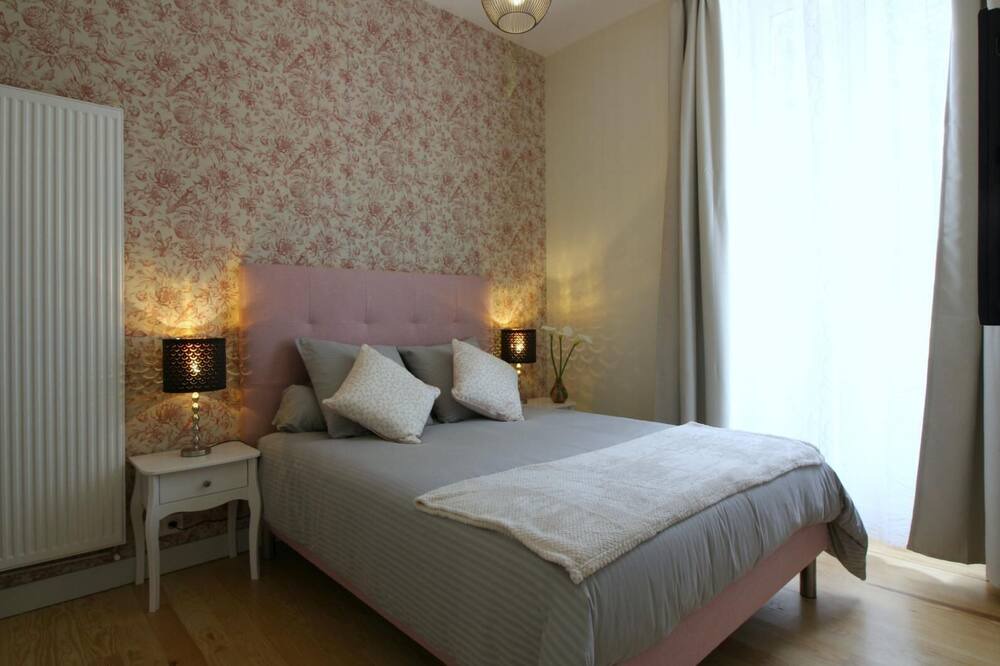 Photo of Bedroom in Laroque