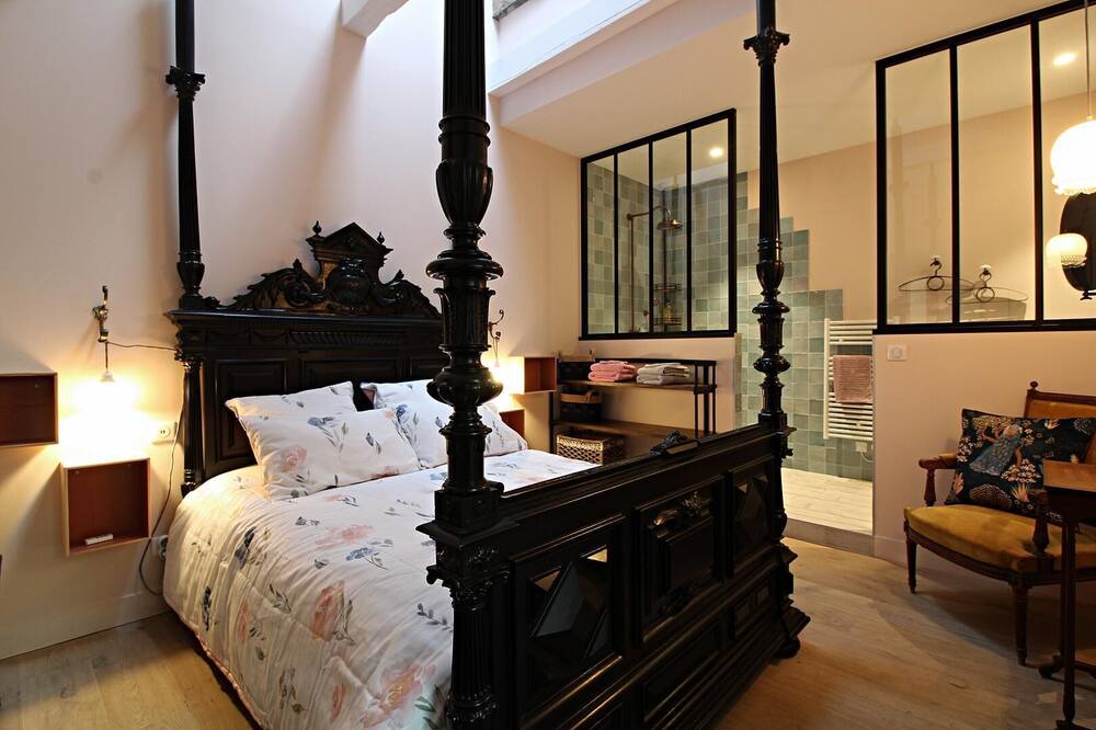 Photo of Bedroom in Sauternes