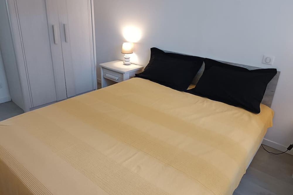 Photo of Bedroom in Arcins