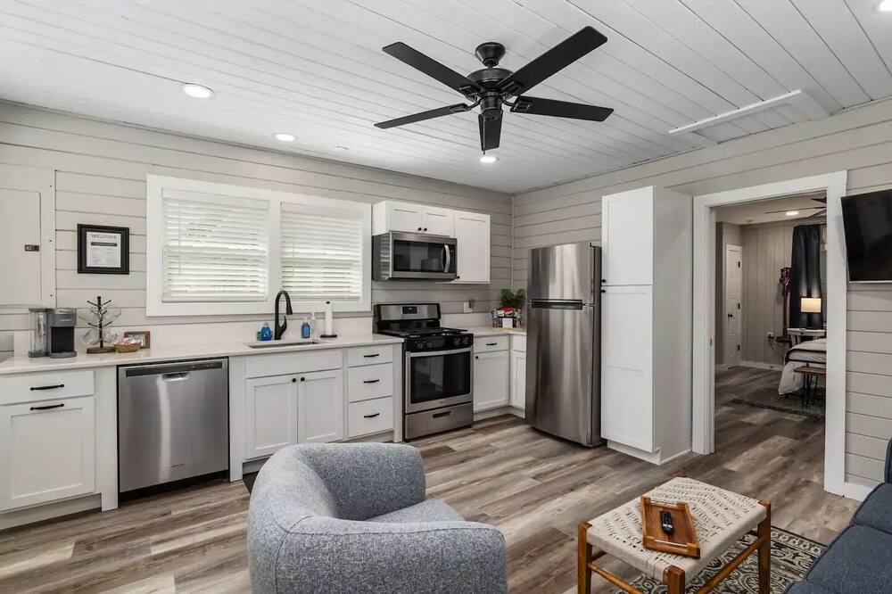 Photo of Kitchen in Historic District