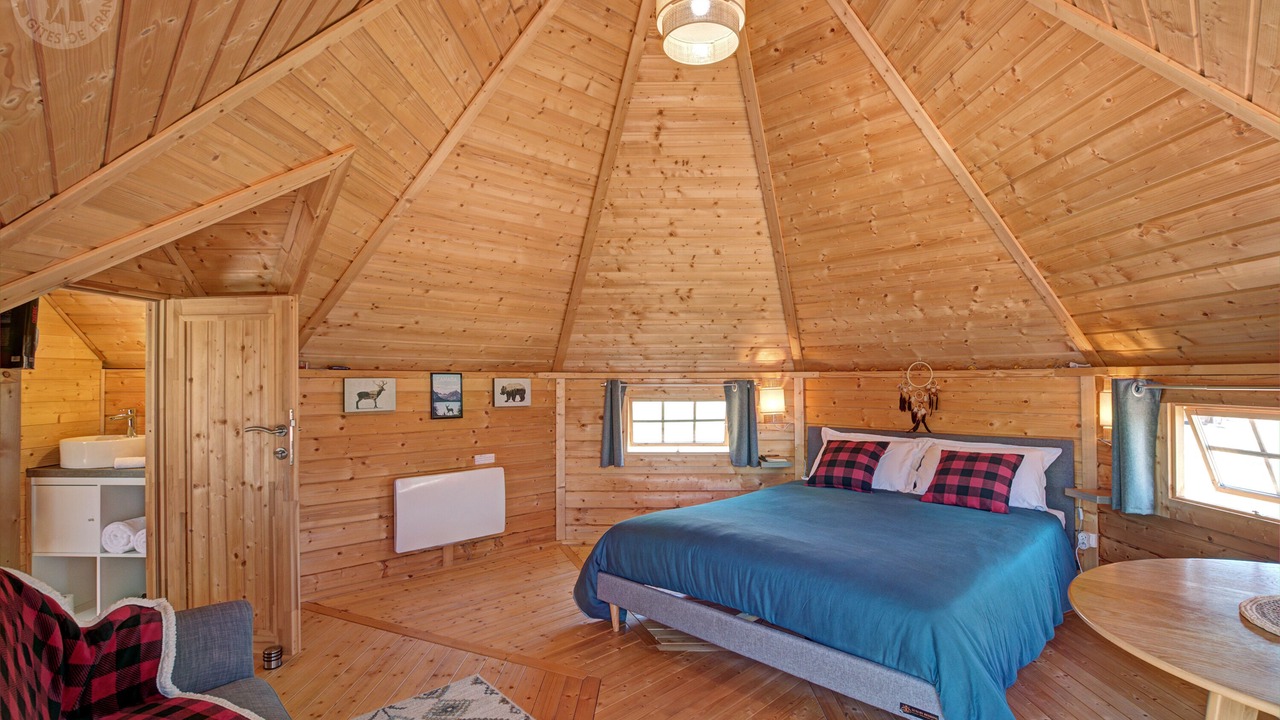 Photo of Others in Pradines