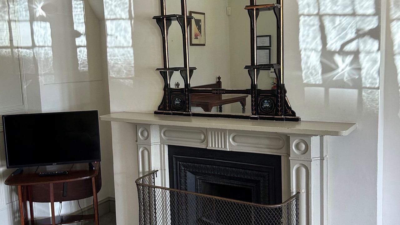 Photo of Others in Thornton Hough