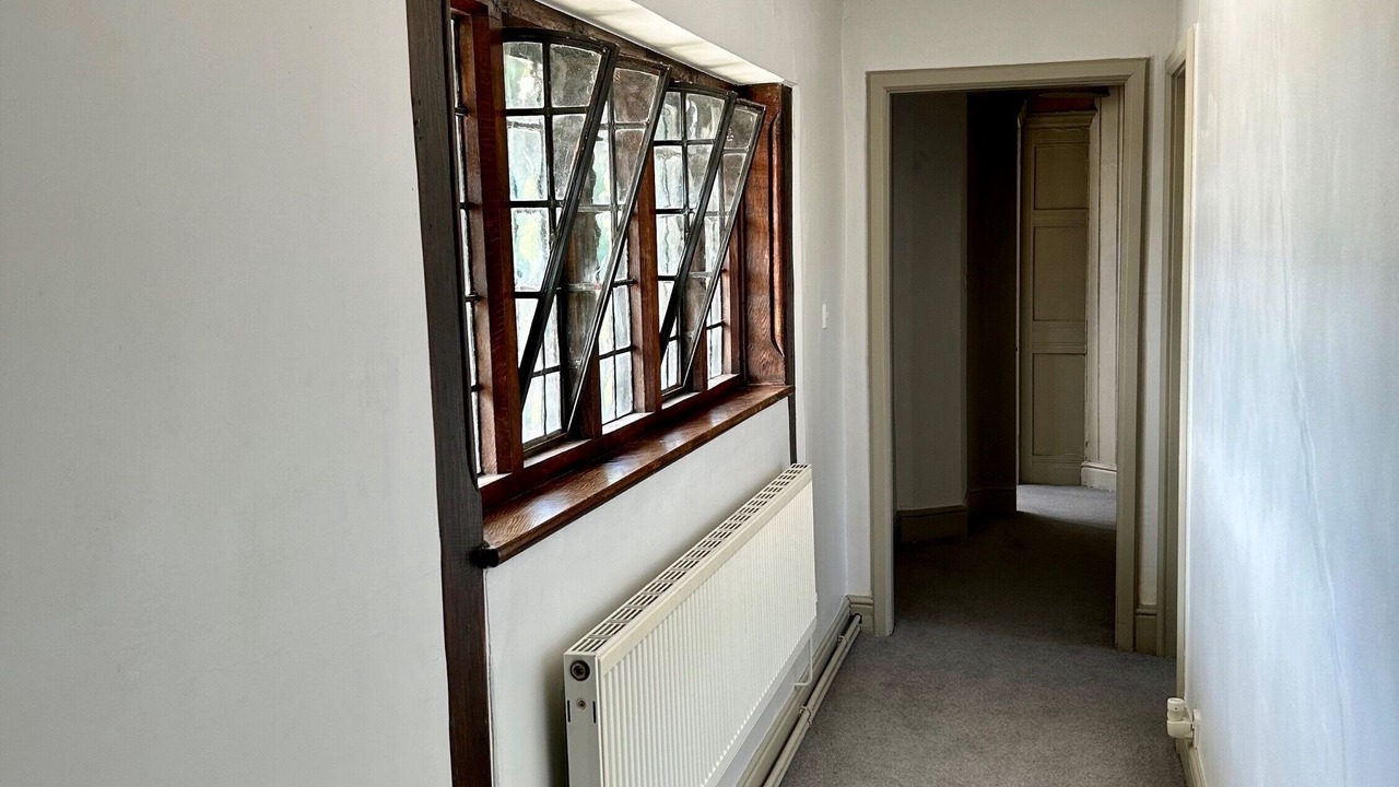 Photo of Others in Thornton Hough