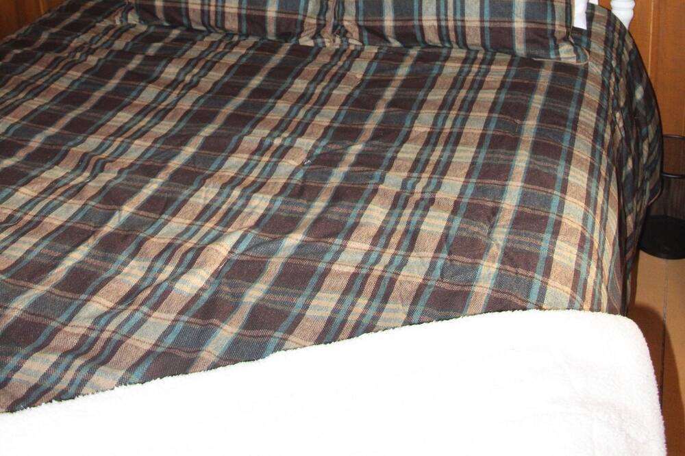 Photo of Bedroom in Saint-Emile-de-Suffolk