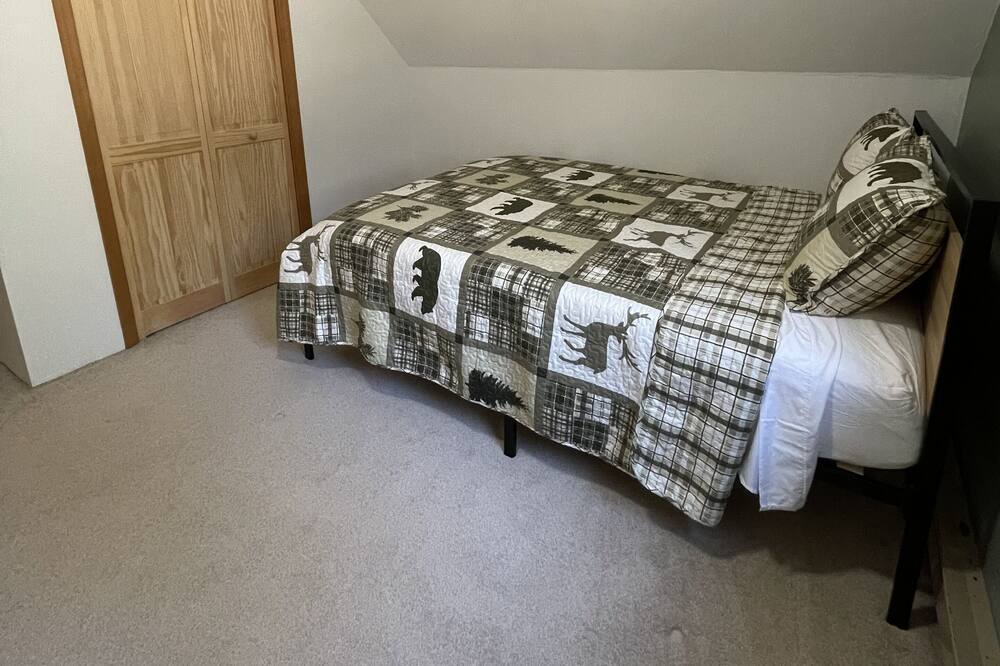 Photo of Bedroom in Day