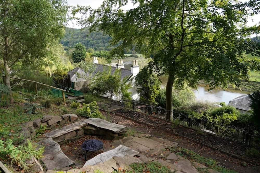 Photo of Outdoor in Tintern