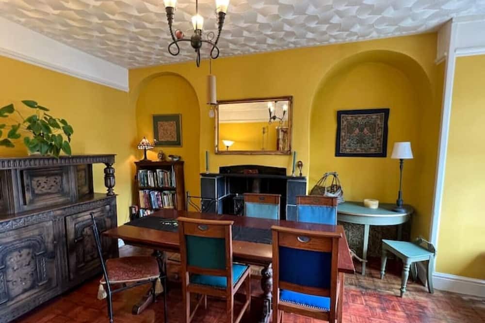 Photo of Others in Tintern