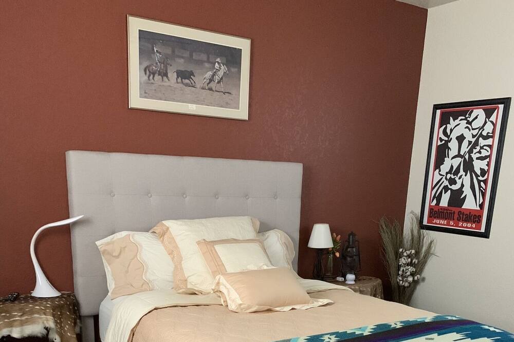 Photo of Bedroom in Center Point