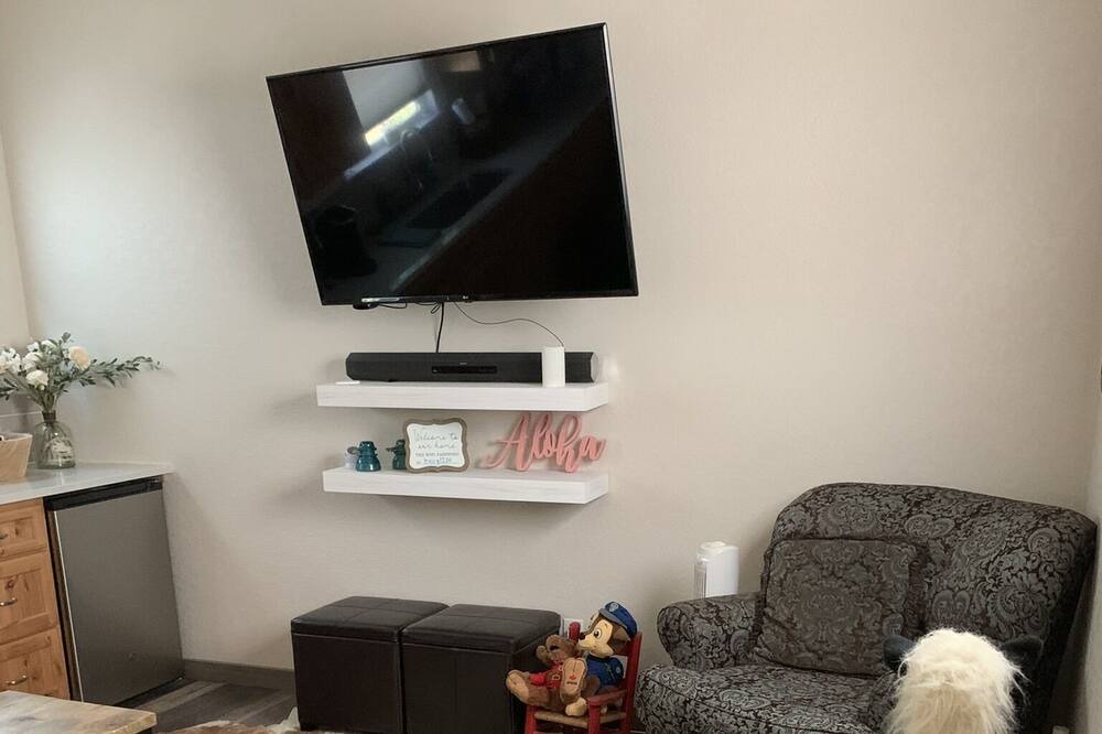Photo of Livingroom in Center Point