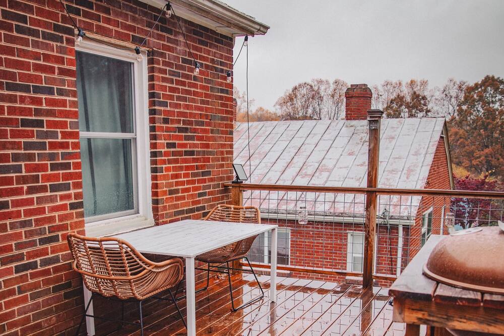 Photo of Outdoor in Martinsville