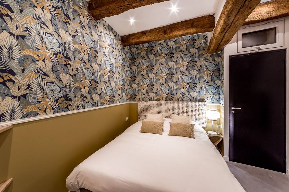 Photo of Bedroom in Old Lyon