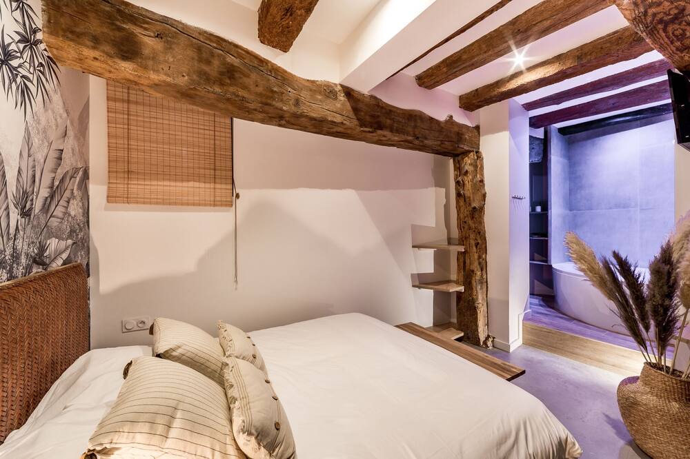 Photo of Bedroom in Old Lyon