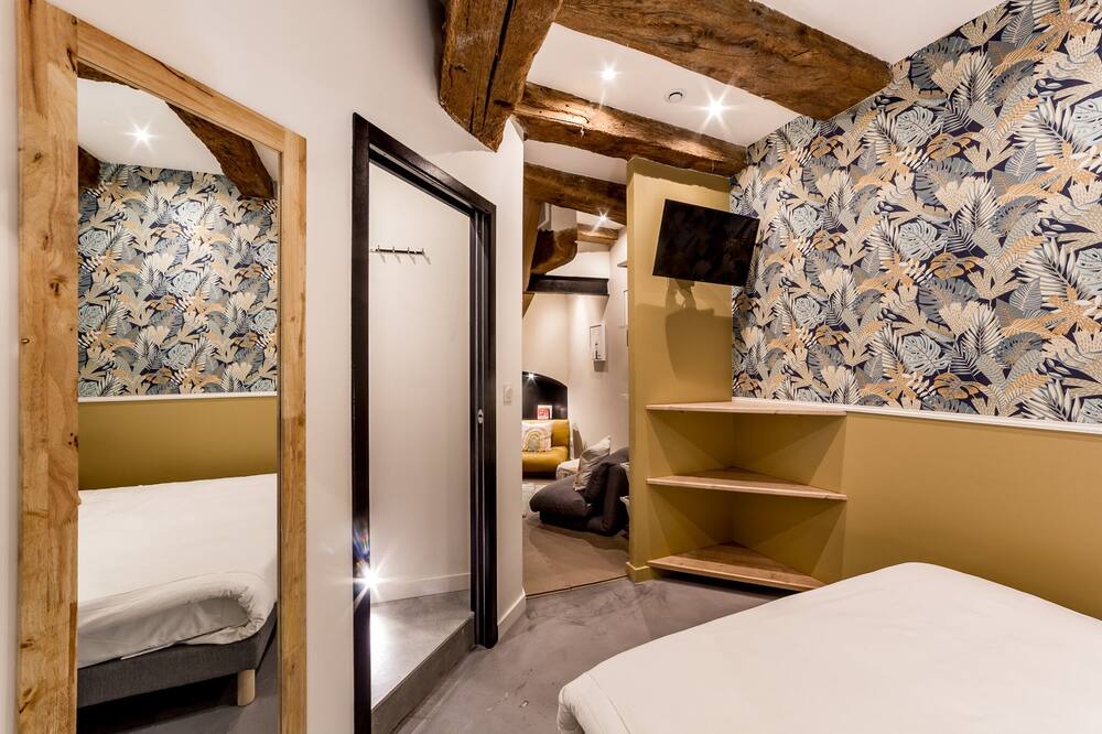 Photo of Bedroom in Old Lyon