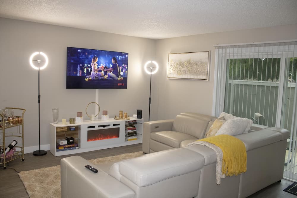 Photo of Livingroom in Pocket