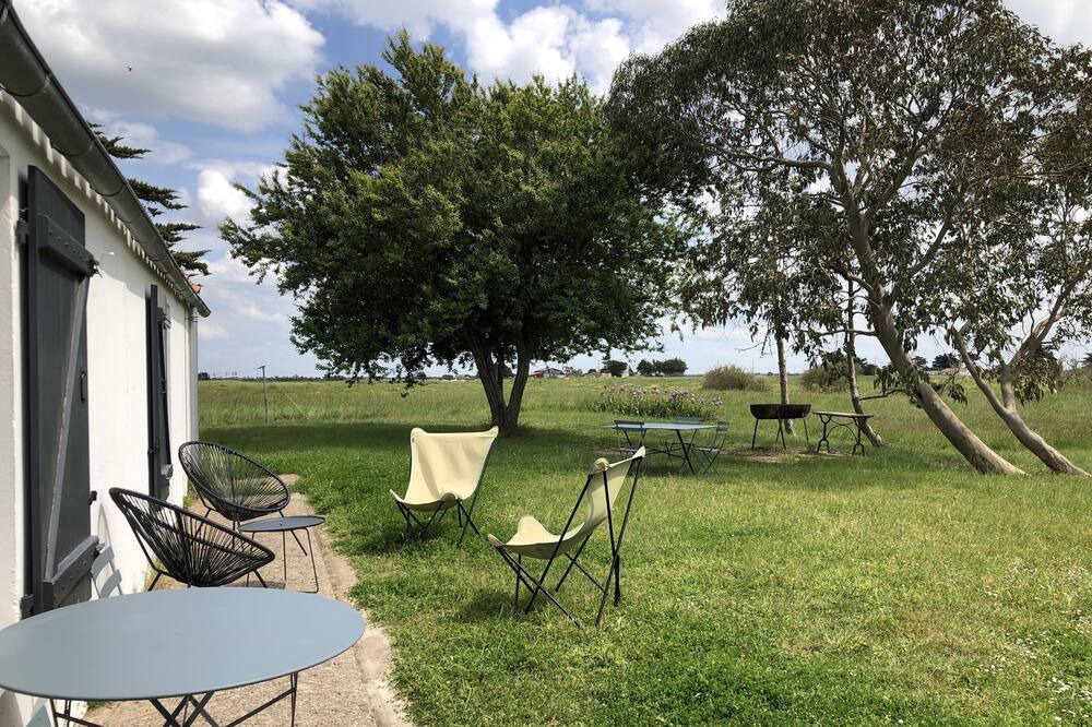 Photo of Outdoor in Bouin
