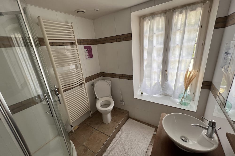 Photo of Bathroom in Chatillon-la-Borde