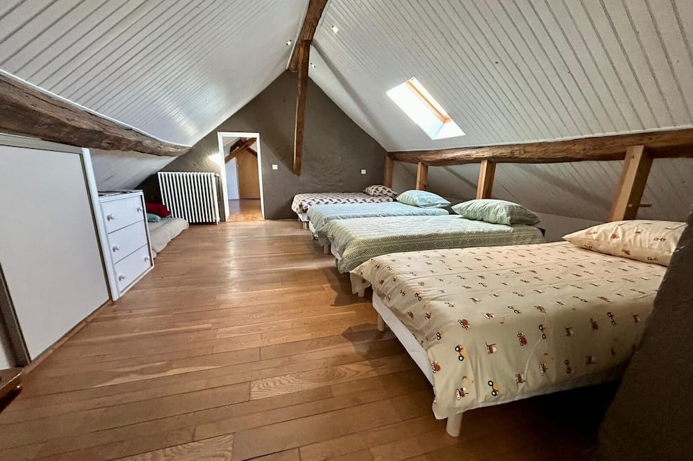 Photo of Bedroom in Chatillon-la-Borde
