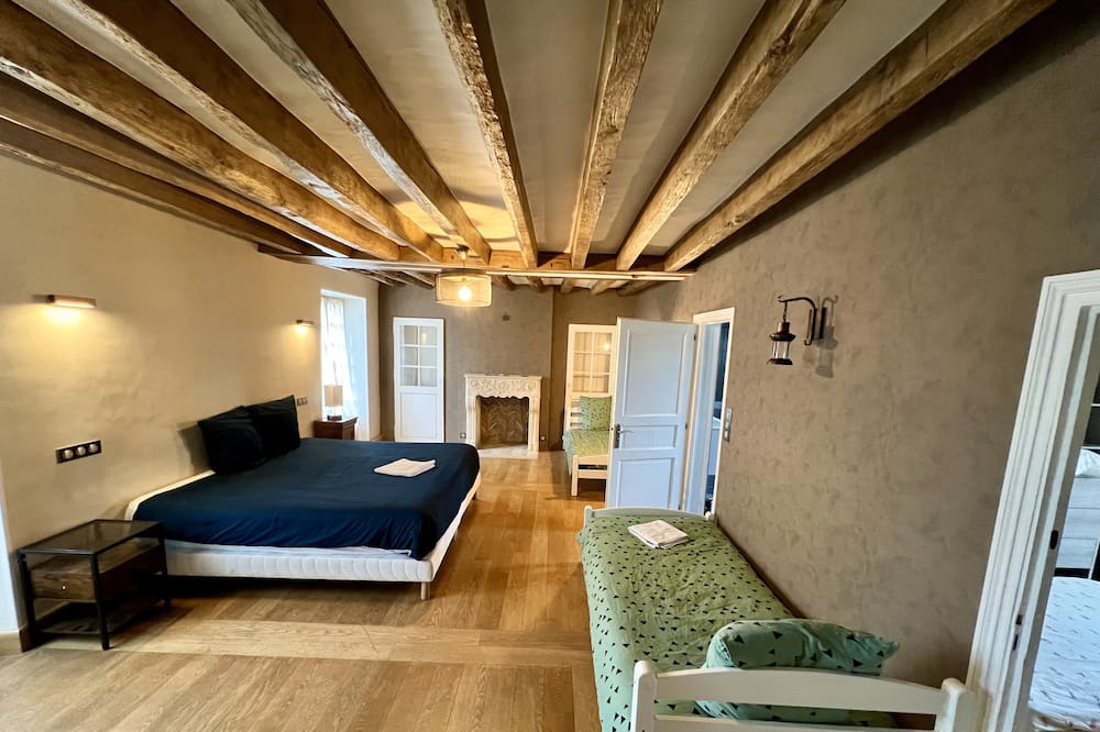 Photo of Bedroom in Chatillon-la-Borde