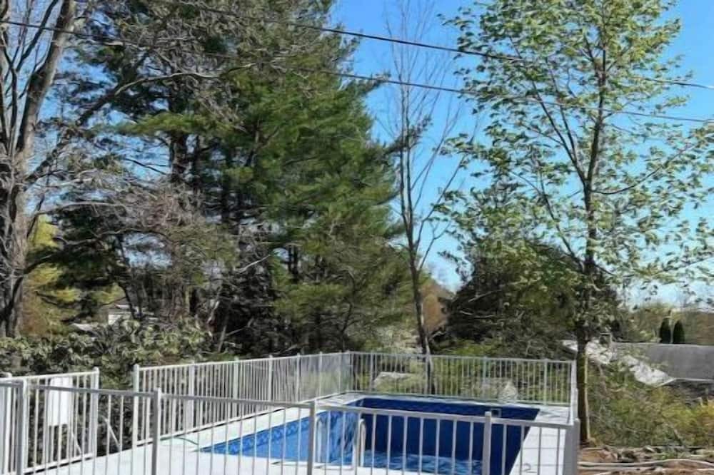 Photo of Others in Montville