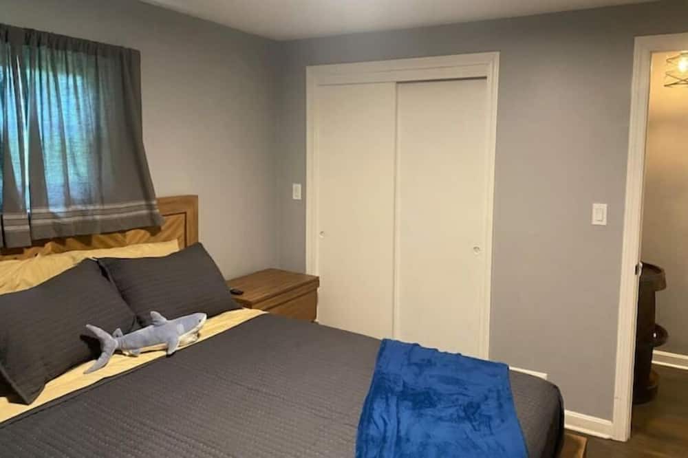 Photo of Bedroom in Montville