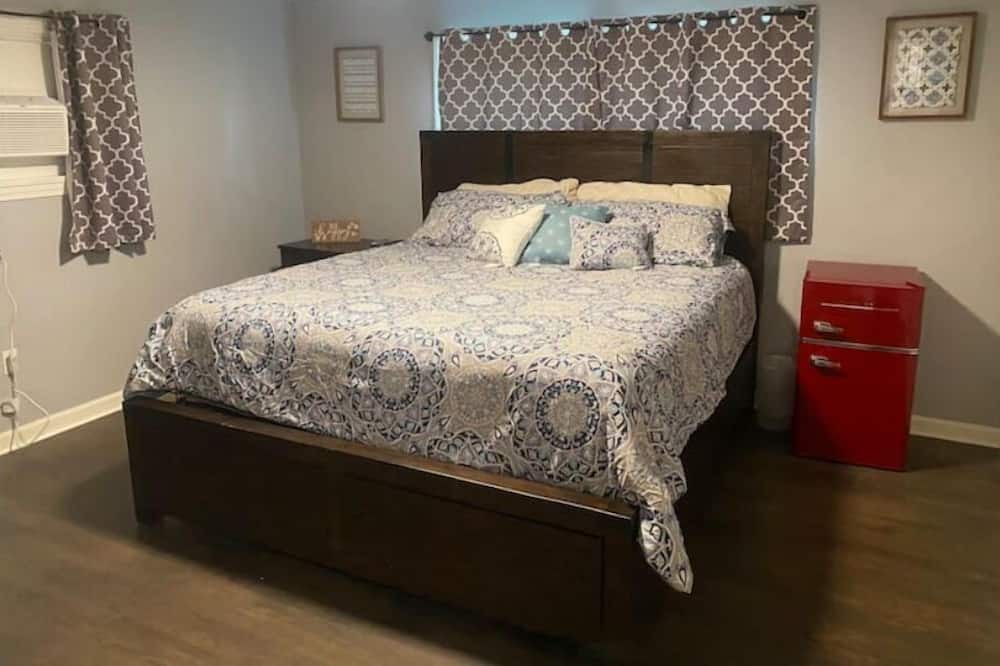 Photo of Bedroom in Montville