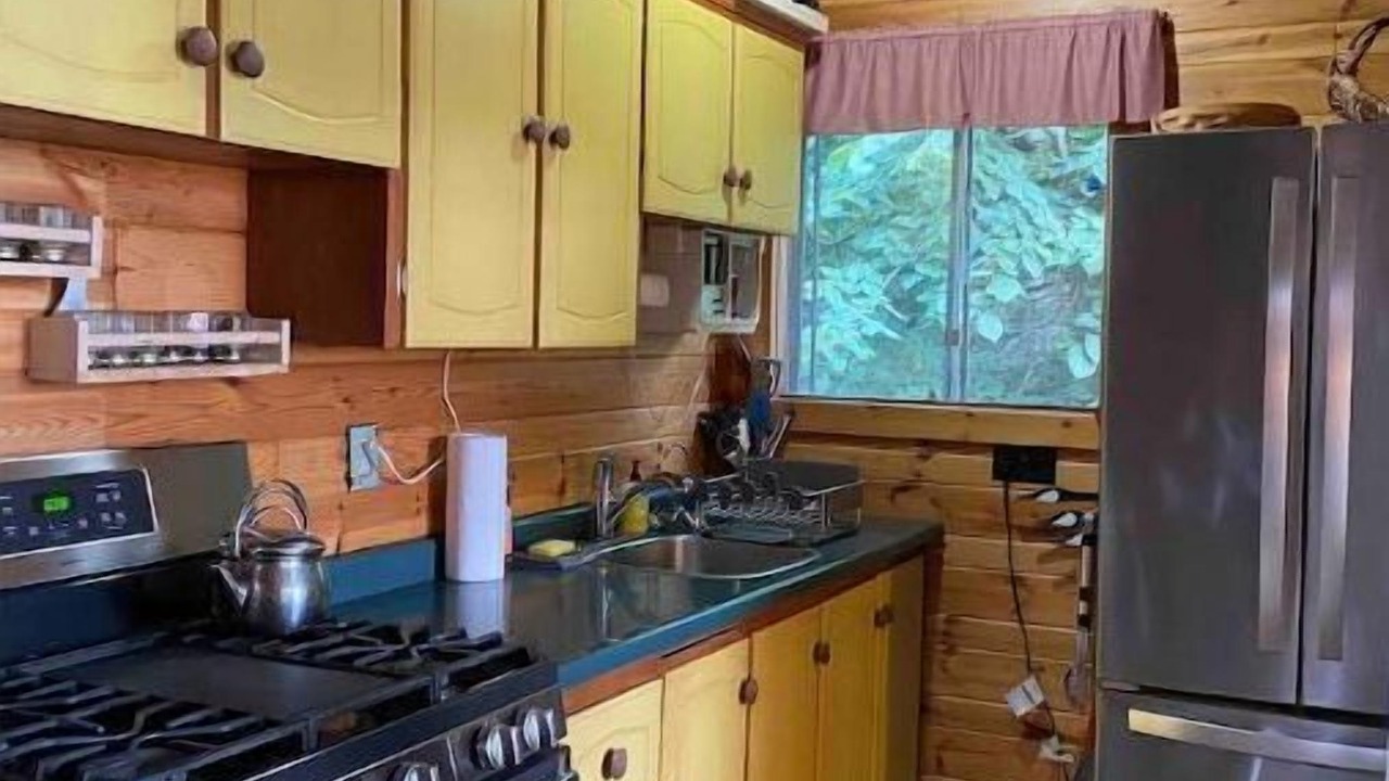 Photo of Kitchen in McKellar