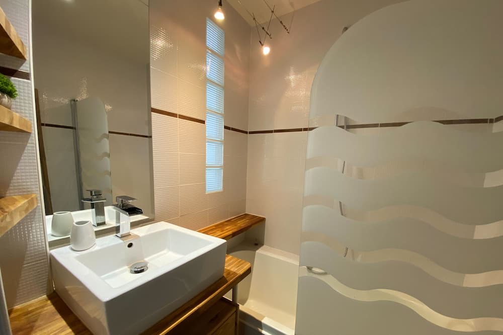 Photo of Bathroom in Quartier Calmette